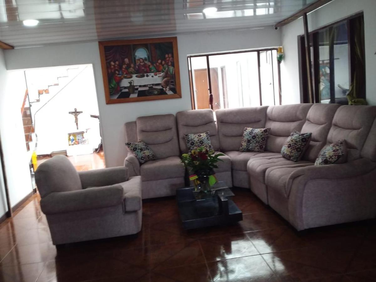 Habitacion Con Bano Privado Cerca Al Aeropuerto Bogotá Esterno foto